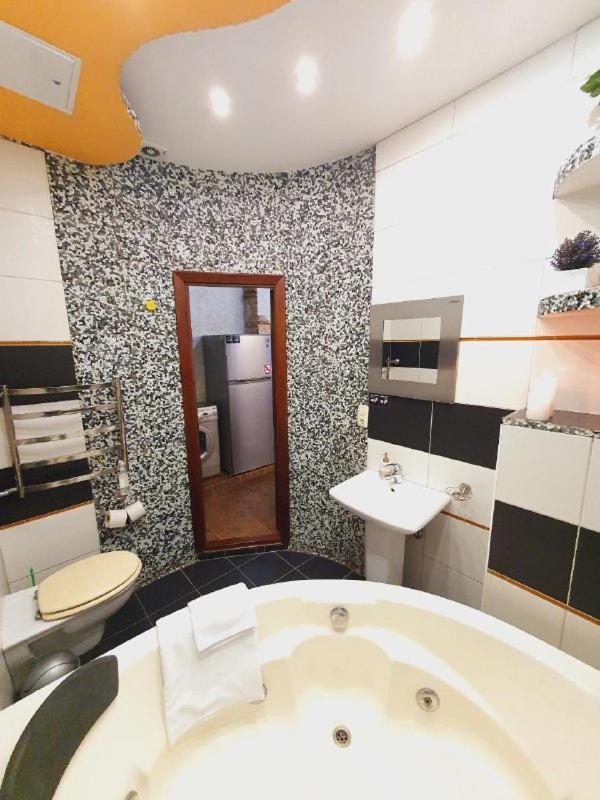 Inn Home Apartments-Olimpiysky Stadium Area Kiev Eksteriør billede